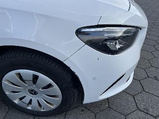 Mercedes B-klasse 200d AUTOMAAT picture 10