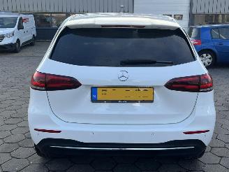 Mercedes B-klasse 200d AUTOMAAT picture 5