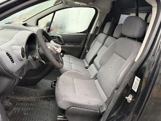 Citroën Berlingo 1.6 e-HDI 500 Club Economy picture 11