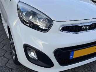 Kia Picanto 1.0 CVVT Design Edition picture 10