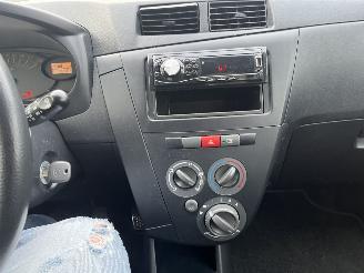 Daihatsu Cuore 1.0 Trend picture 16