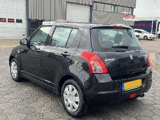 Suzuki Swift 1.3 Base picture 6