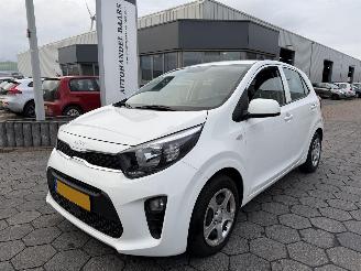 Schadeauto Kia Picanto 1.0 DPi ComfortLine 2022/6