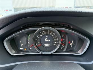 Volvo V-40 1.6 D2 R-Design picture 20