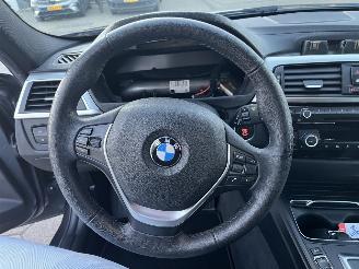 BMW 3-serie Touring 320i Luxury Edition picture 14