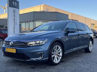 Schadeauto Volkswagen Passat Passat Variant 1.4 TSI GTE Connected Series Plus 2016/11