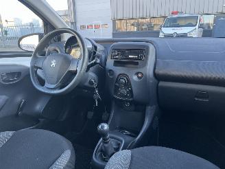 Peugeot 108 1.0 e-VTi Access picture 11