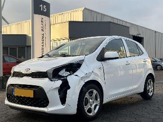 Auto incidentate Kia Picanto 1.0 MPi ComfortPlusLine 2019/11