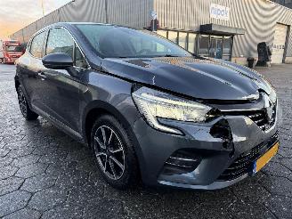 Renault Clio 1.0 TCe R.S. Line picture 3