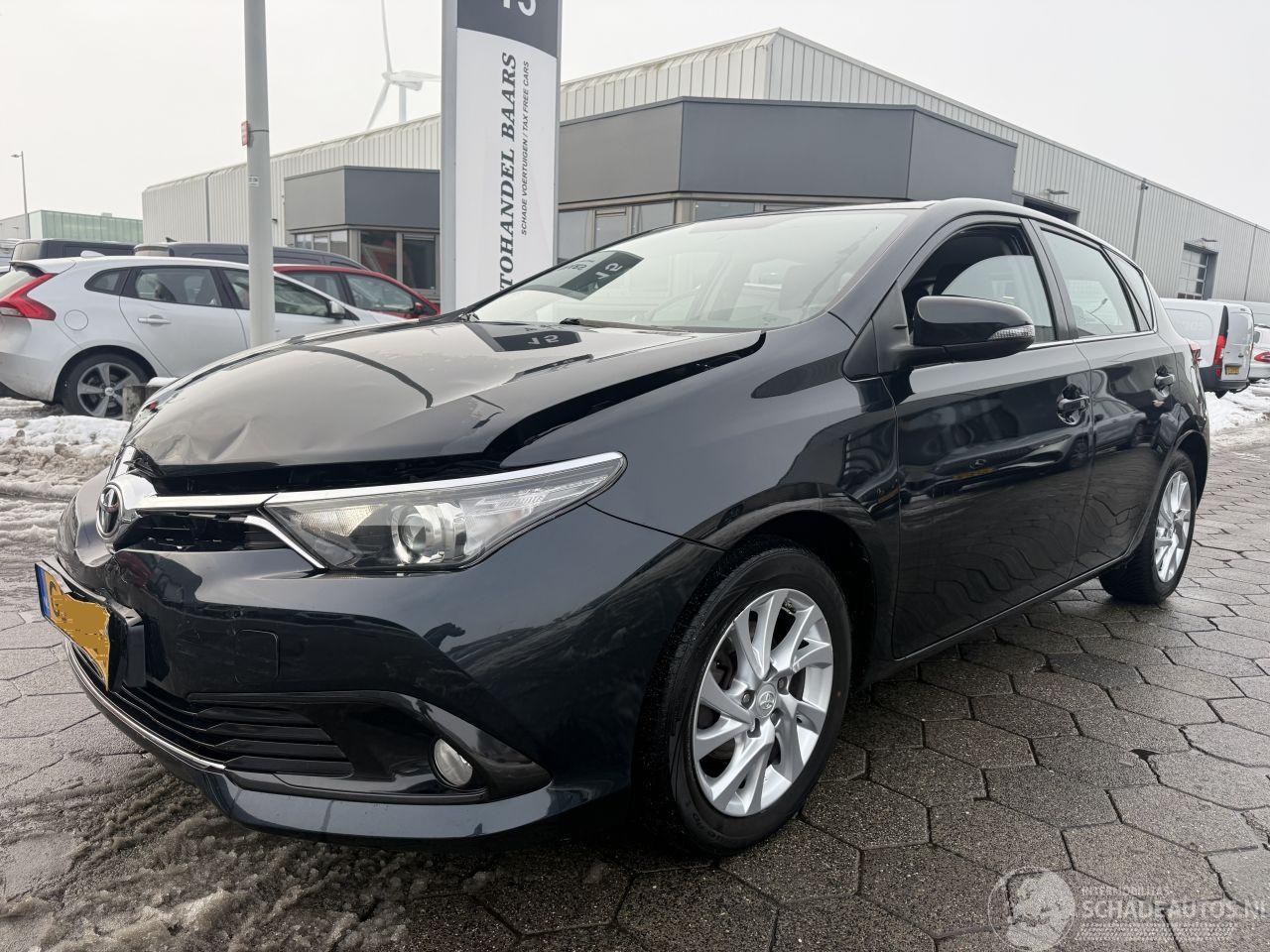 Toyota Auris 1.2T Aspiration