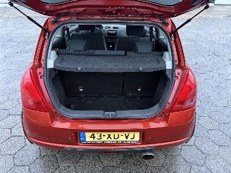 Suzuki Swift 1.3 GLS picture 11