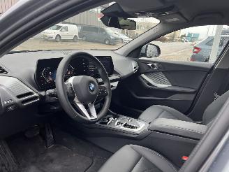 BMW 1-serie 120 picture 14