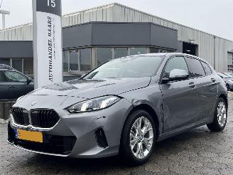 skadebil auto BMW 1-serie 120 2025/2