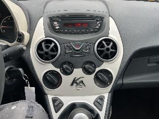 Ford Ka 1.2 Titanium picture 16