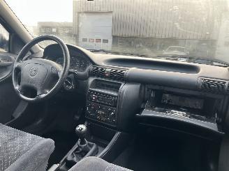 Opel Astra 1.6i 8V AIRCO  Edition picture 12