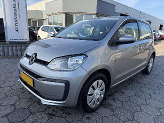 krockskadad bil auto Volkswagen Up! 1.0 2021/8