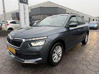 Vaurioauto  passenger cars Skoda Kamiq 1.0 TSI Active 2020/1