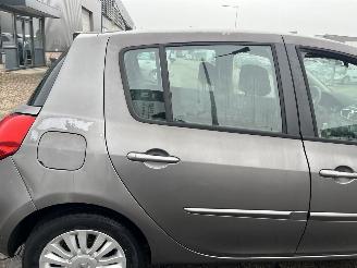 Renault Clio 1.2 TCE Collection picture 9