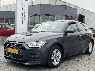 uszkodzony samochody osobowe Audi A1 Sportback 25 TFSI Pro Line 2020/1