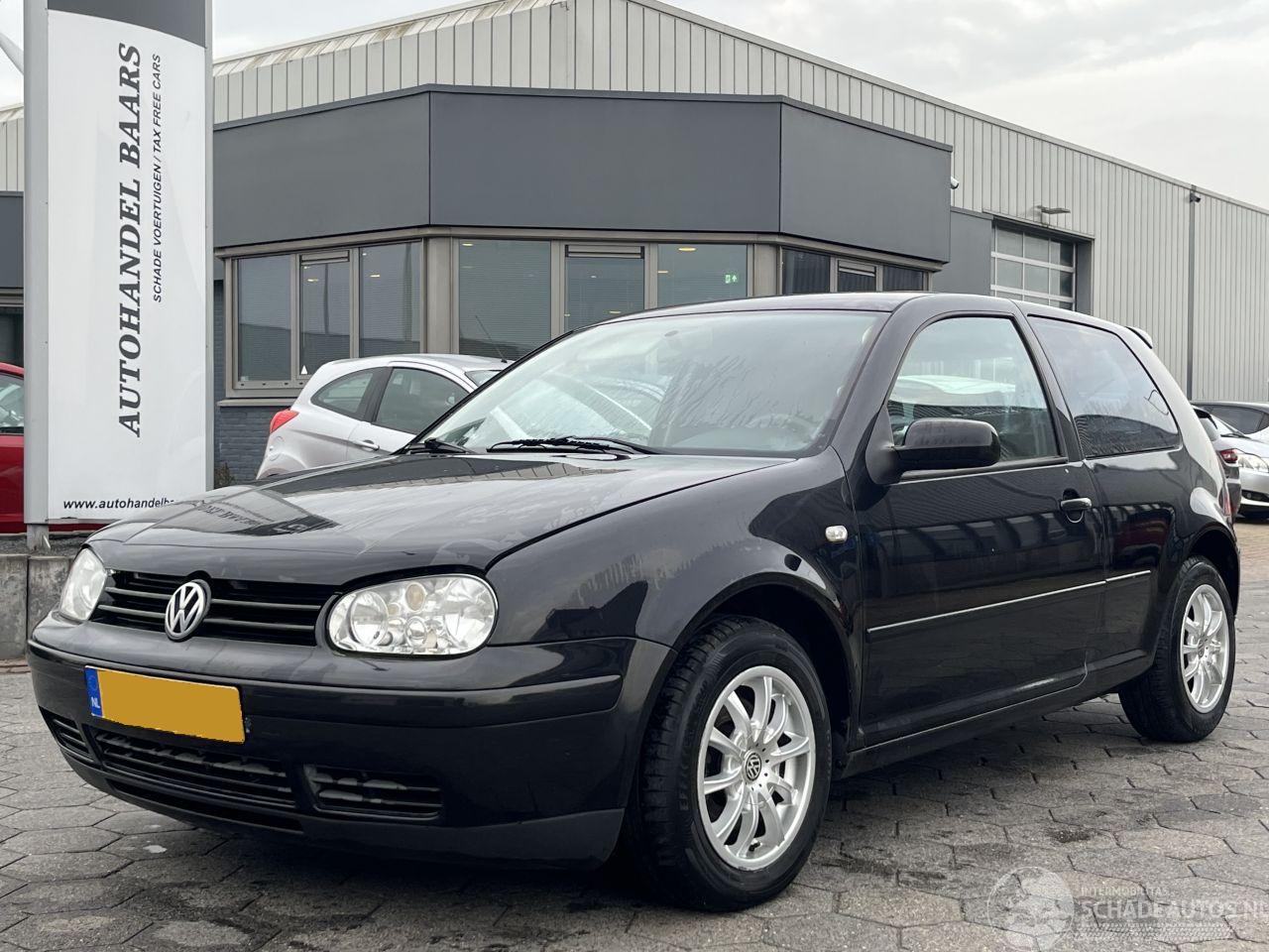 Volkswagen Golf 1.8-5V Highline