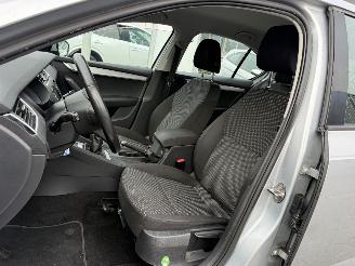 Skoda Octavia 1.2 TSI Greentech Ambition Businessline picture 10