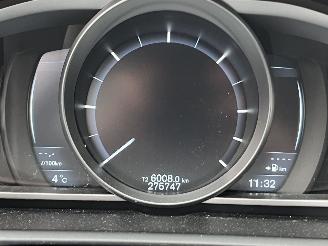 Volvo V-40 1.6 D2 Kinetic picture 16