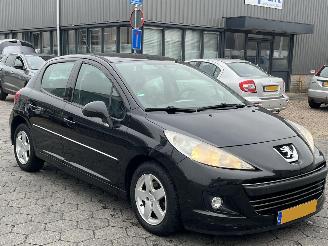Peugeot 207 1.4 VTi Style picture 3