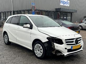 Mercedes B-klasse 220 d Ambition AUTOMAAT picture 3