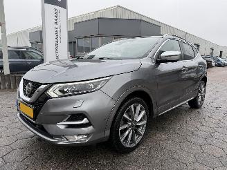 krockskadad bil auto Nissan Qashqai 1.3 DIG-T Tekna 2020/8
