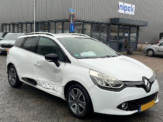 Renault Clio Estate 0.9 TCe Night&Day picture 3