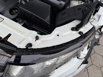 Land Rover Range Rover Evoque 2.2 eD4 2WD Pure Business Edition picture 11