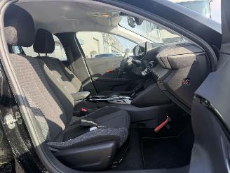 Peugeot e-208 EV Active Pack 50 kWh picture 15