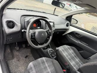 Peugeot 108 1.0 e-VTi Active picture 17
