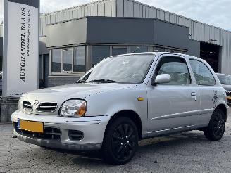 uszkodzony samochody osobowe Nissan Micra 1.4 Miracle CVT AUTOMAAT 2001/4
