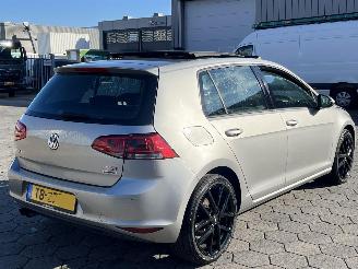 Volkswagen Golf 1.4 TSI ACT Highline PANO AUTOMAAT picture 4