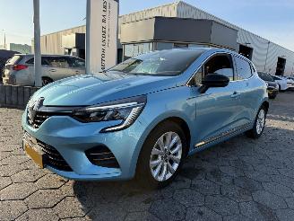 uszkodzony samochody osobowe Renault Clio 1.0 TCe Intens 2021/6