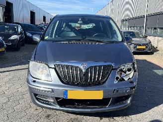 Lancia Phedra 2.2 JTD Platino picture 2