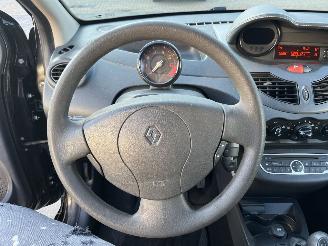 Renault Twingo 1.2-16V Dynamique picture 18
