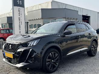 krockskadad bil auto Peugeot 2008 1.2 PureTech GT 2022/11