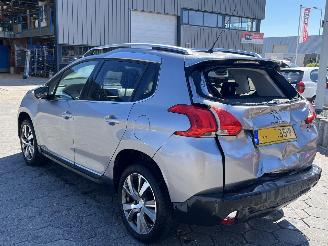 Peugeot 2008 1.2 PureTech Allure picture 6