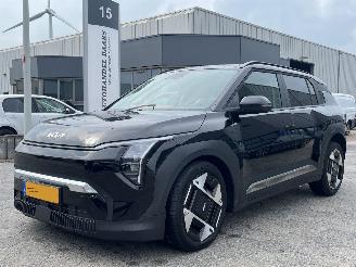 skadebil auto Kia EV3 Plus Advanced 81.4 kWh 2025/1