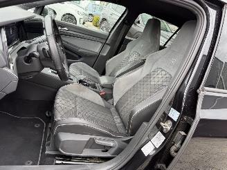 Volkswagen Golf 1.5 eTSI R-Line picture 10