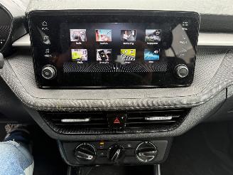Skoda Fabia 1.0 TSI Selection picture 19