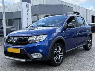 Voiture accidenté Dacia Sandero 1.0 TCe Stepway Serie Limitee 15th Anniv. 2020/7