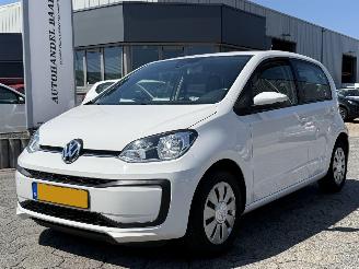 Unfallwagen Volkswagen Up! 1.0 BMT move up! 2019/6