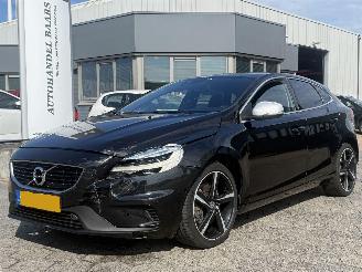 skadebil auto Volvo V-40 2.0 D3 Business Sport AUTOMAAT PANO 2018/3
