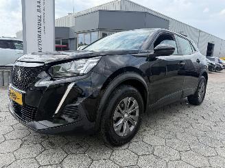krockskadad bil auto Peugeot 2008 1.2 PureTech Active Pack 2023/6