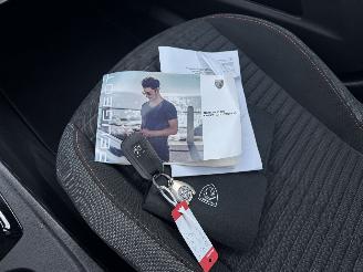 Peugeot 2008 1.2 PureTech Active Pack picture 23