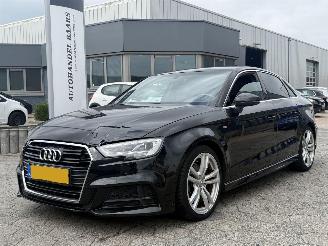 uszkodzony samochody osobowe Audi A3 Limousine 1.5 TFSI CoD Sport S Line Edition 2018/12