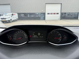 Peugeot 308 SW 1.2 PureTech Active picture 17